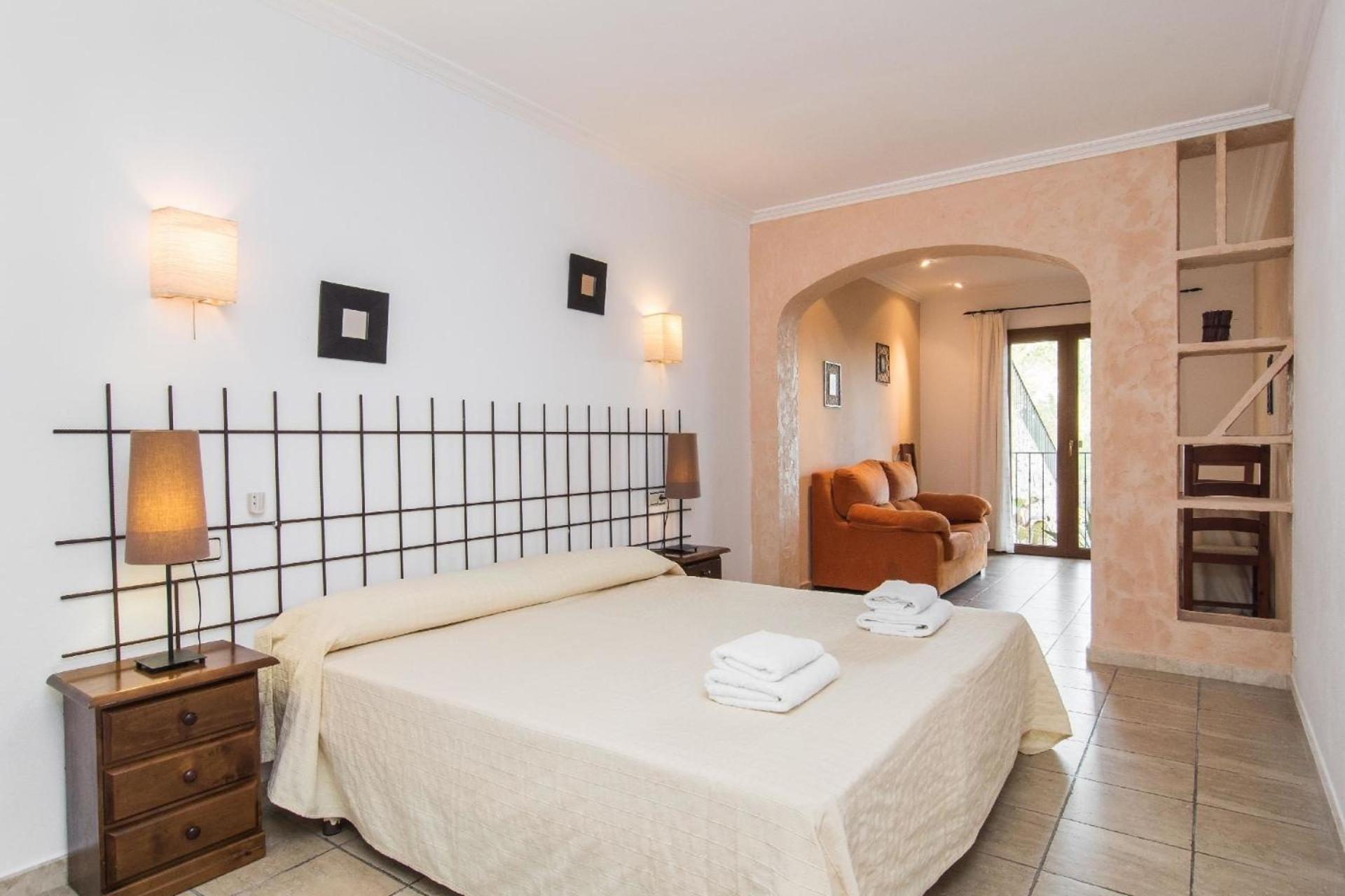 Ferienhaus Fuer 12 Personen Ca 400 M In Son Macia, Balearen Mallorca Exterior foto